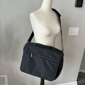 Like New! Samsonite Messenger Travel Laptop Bag